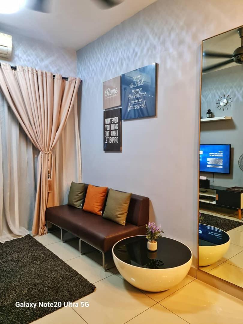 Hnm Mesahill Klia Apartment